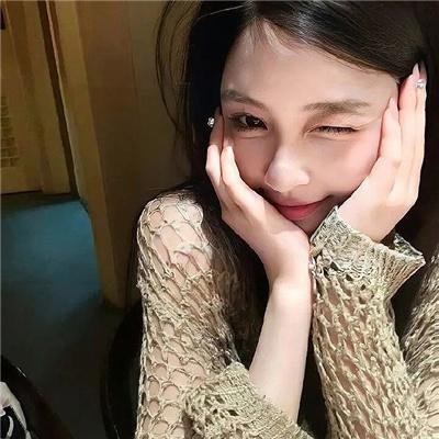电波系彼女焦点海报